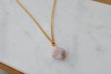 Load image into Gallery viewer, PINK AGATA "MARY" NECKLACE